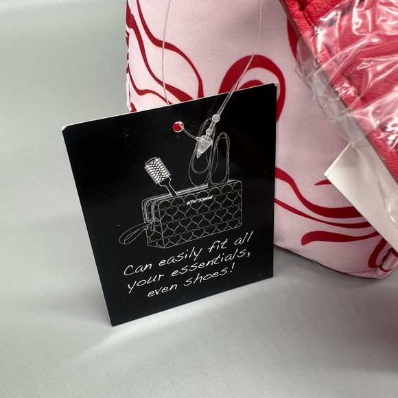 Betsey Johnson travel cosmetics bag - Picture 10 of 11